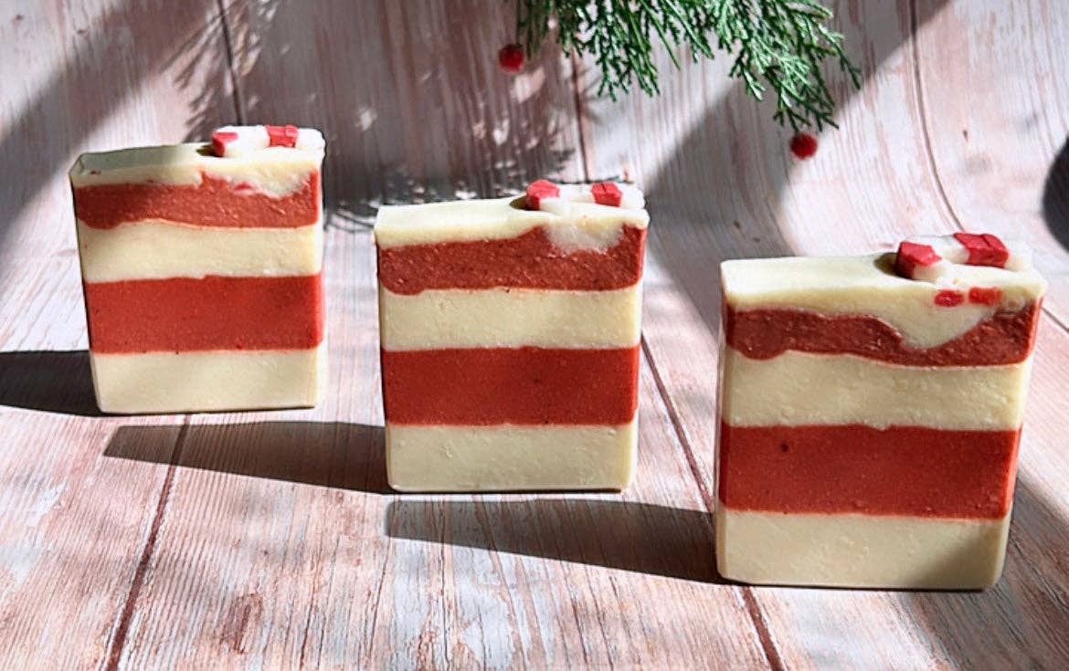 Candy Cane | Coconut Milk | Cranberry | Kaolin Clay